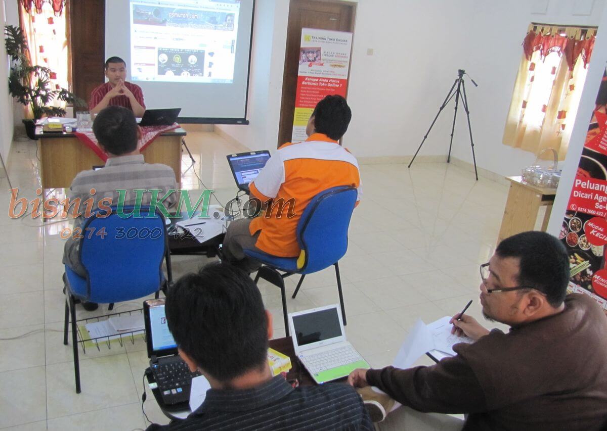 training toko online