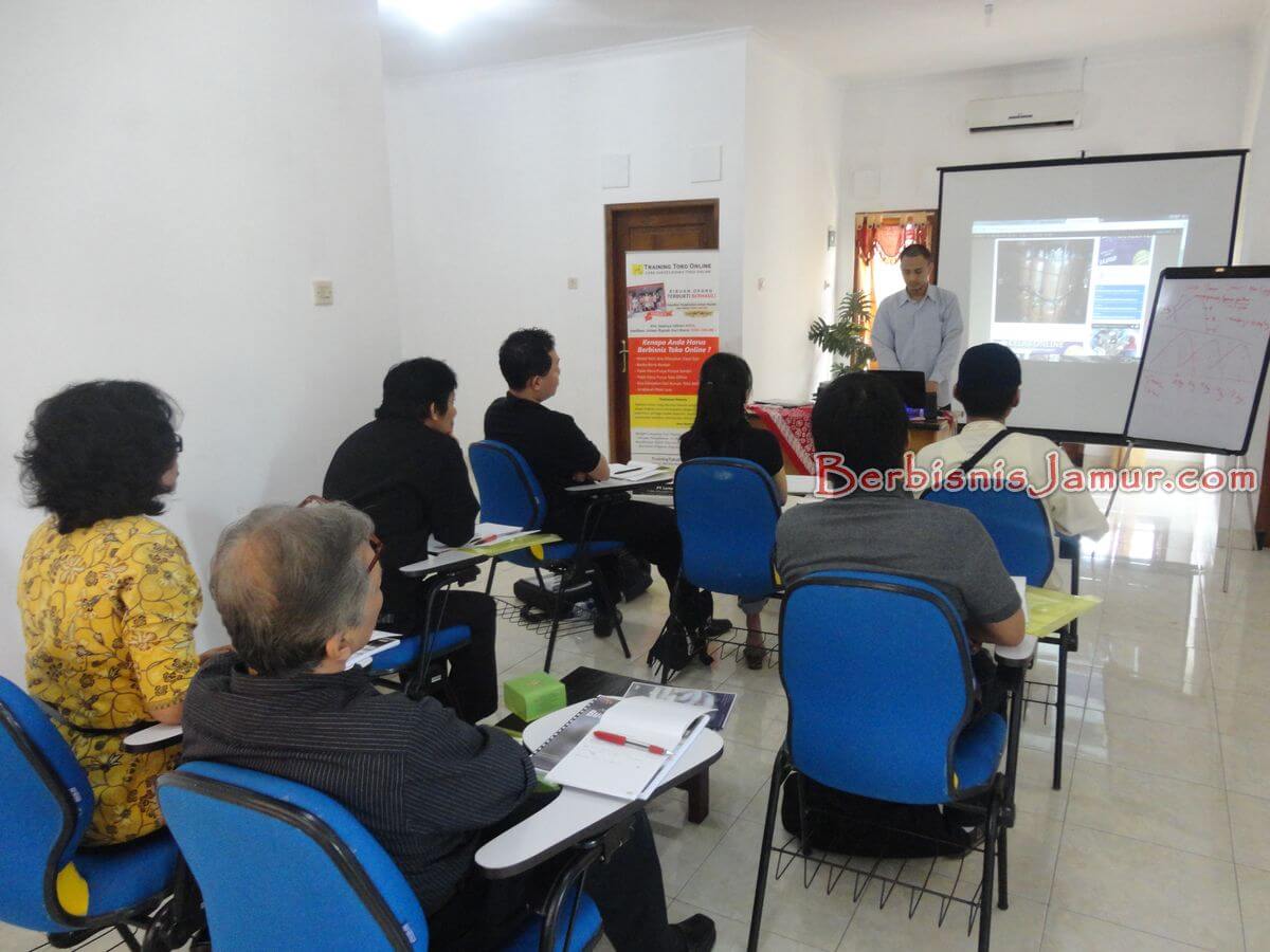 Pelatihan jamur tiram