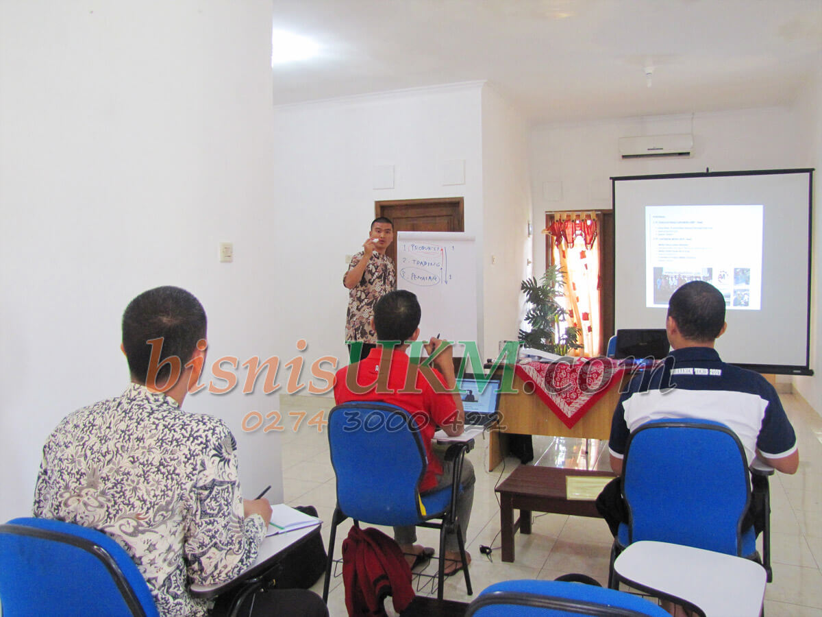 Training toko online