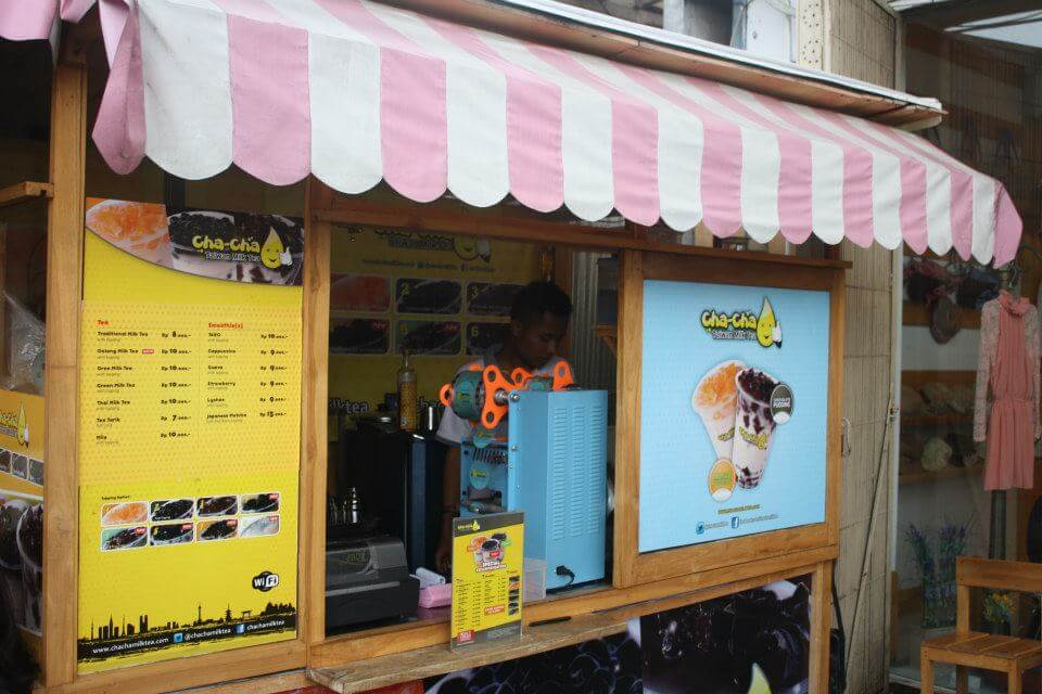 Menikmati Segarnya Minuman Buble Tea di ChaCha Milk Tea