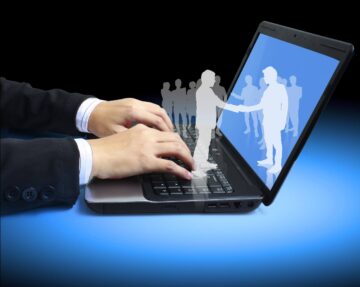 Sukses Membangun Kepercayaan Konsumen di Bisnis Toko Online