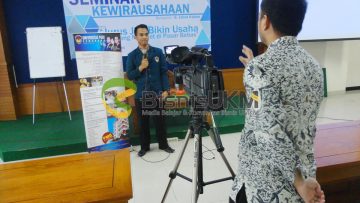 Bagus Miftahudin, ketua panitia seminar kewirausahaan PGRI Semarang