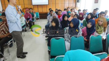 Seminar kewirausahaan PGRI Semarang
