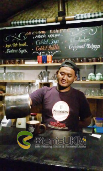 Owner Mbok Ngopi