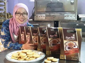 Perempuan Ini Kantongi Ratusan Juta Rupiah Dari Jualan Roti Bekatul
