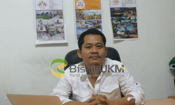 Putu Darmaya, mantan tukang kebun kini jadi pengusaha kerajinan kerang