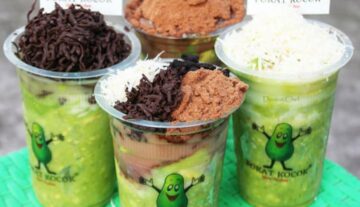 minuman-kekinian-murah-alpukat-kocok-lagi-hits